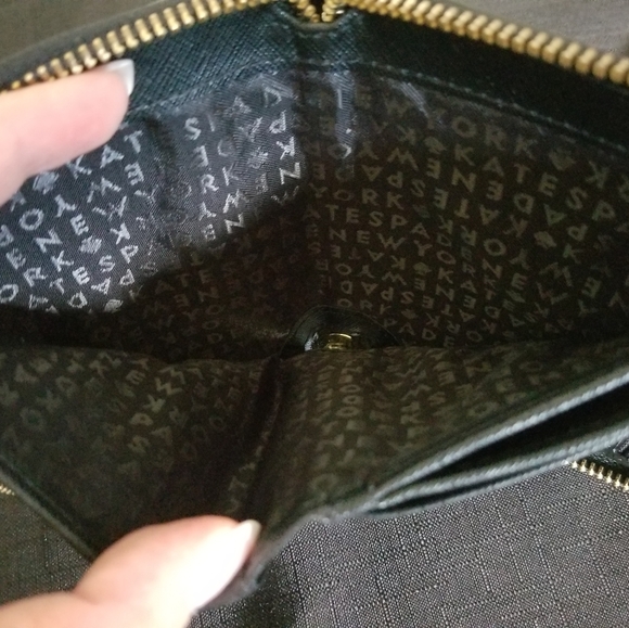 Kate Spade wallet - Picture 3 of 7